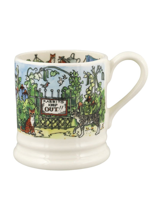 In The Garden 1/2 Pint Mug