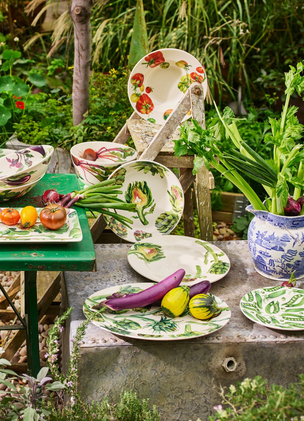 Artichoke Medium Oval Platter