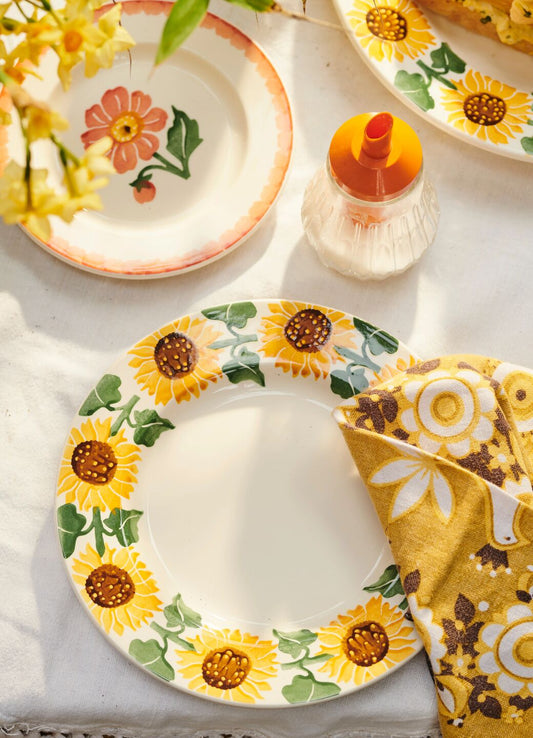 Sunflower 8 1/2 Inch Plate