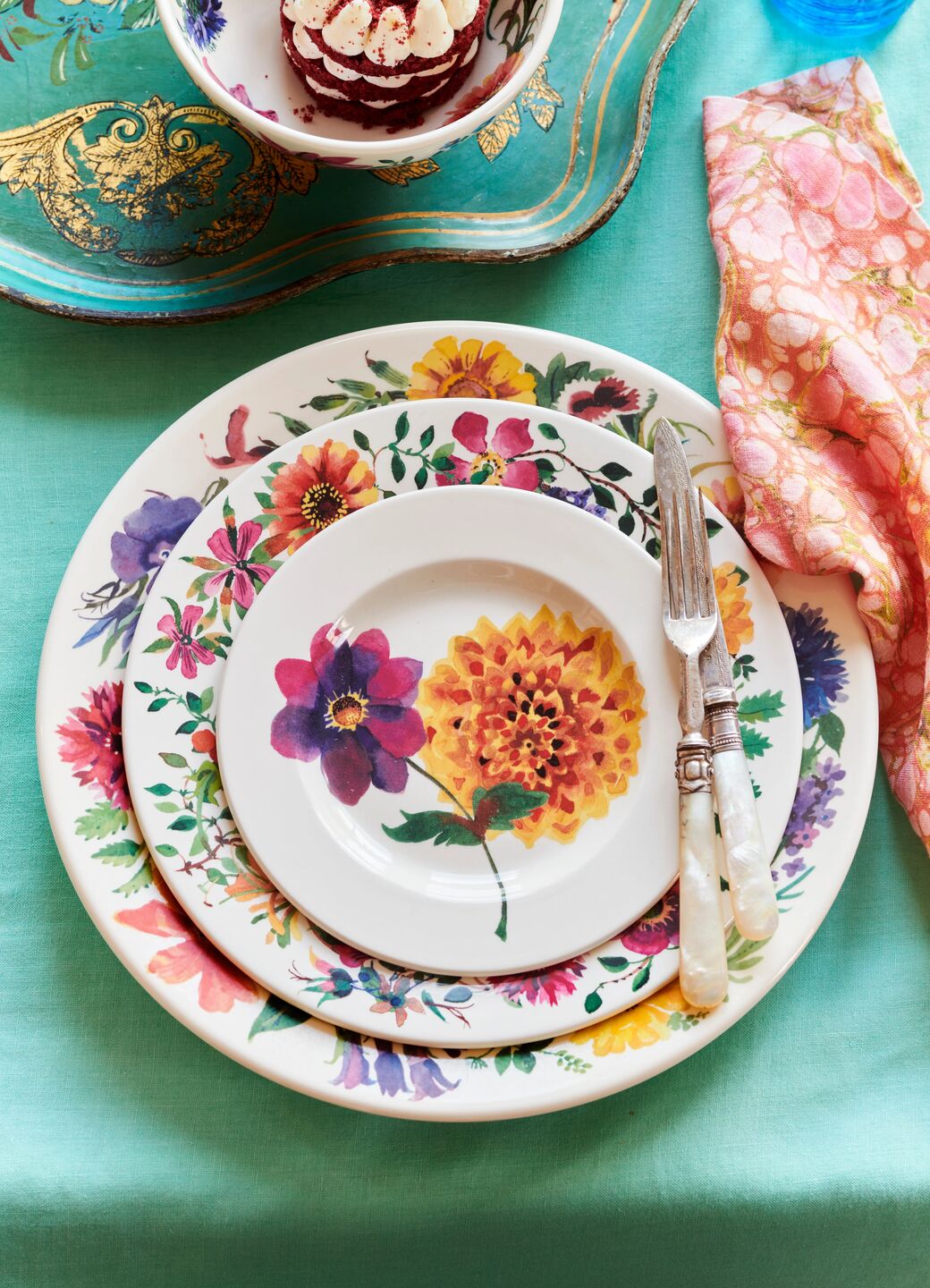 Garden Flowers 6 1/2 Inch Plate