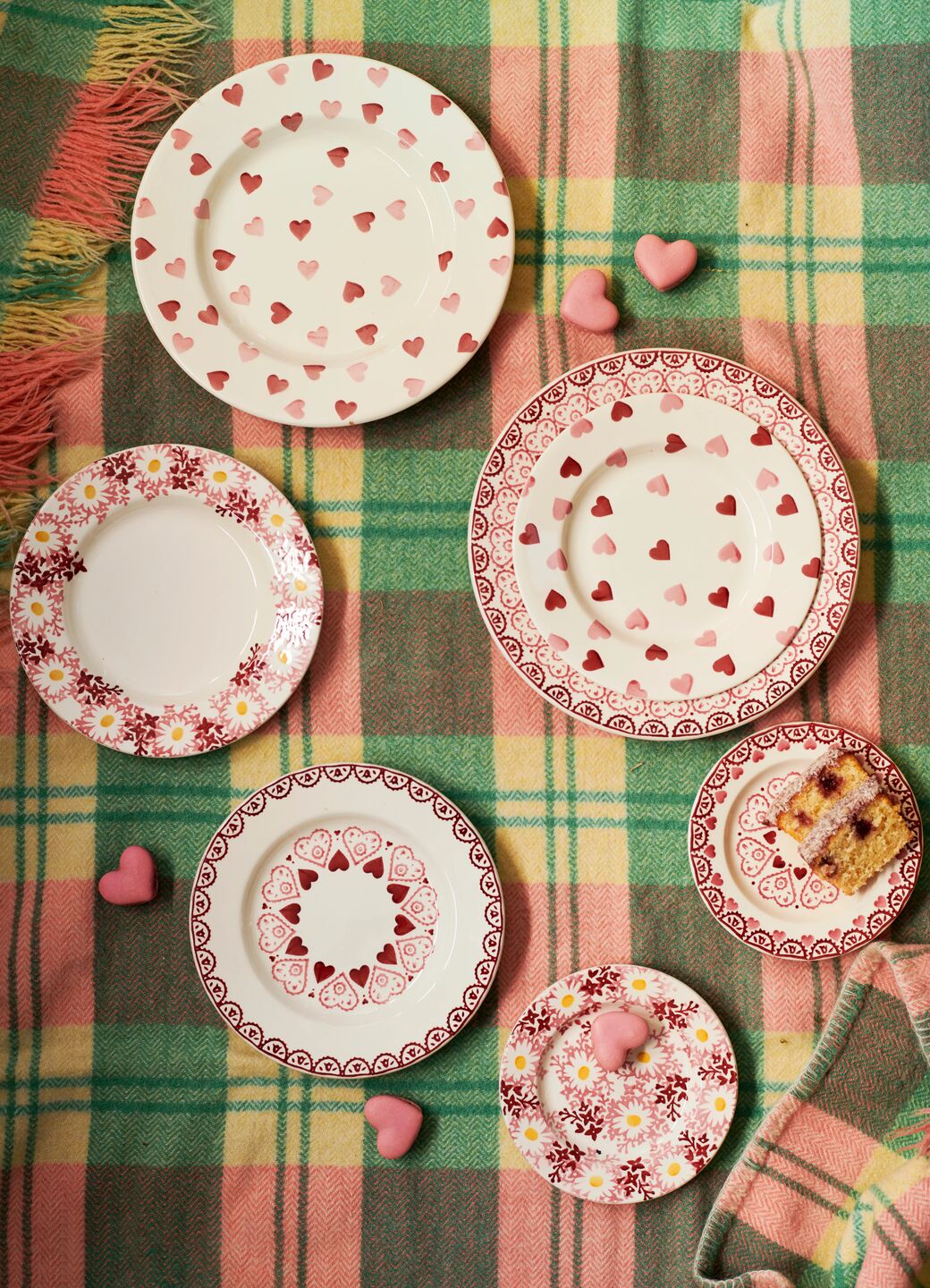 Pink Hearts 10 1/2" Plate