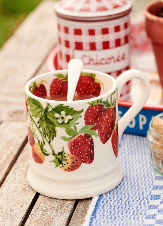 Strawberries 1/2 Pint Mug