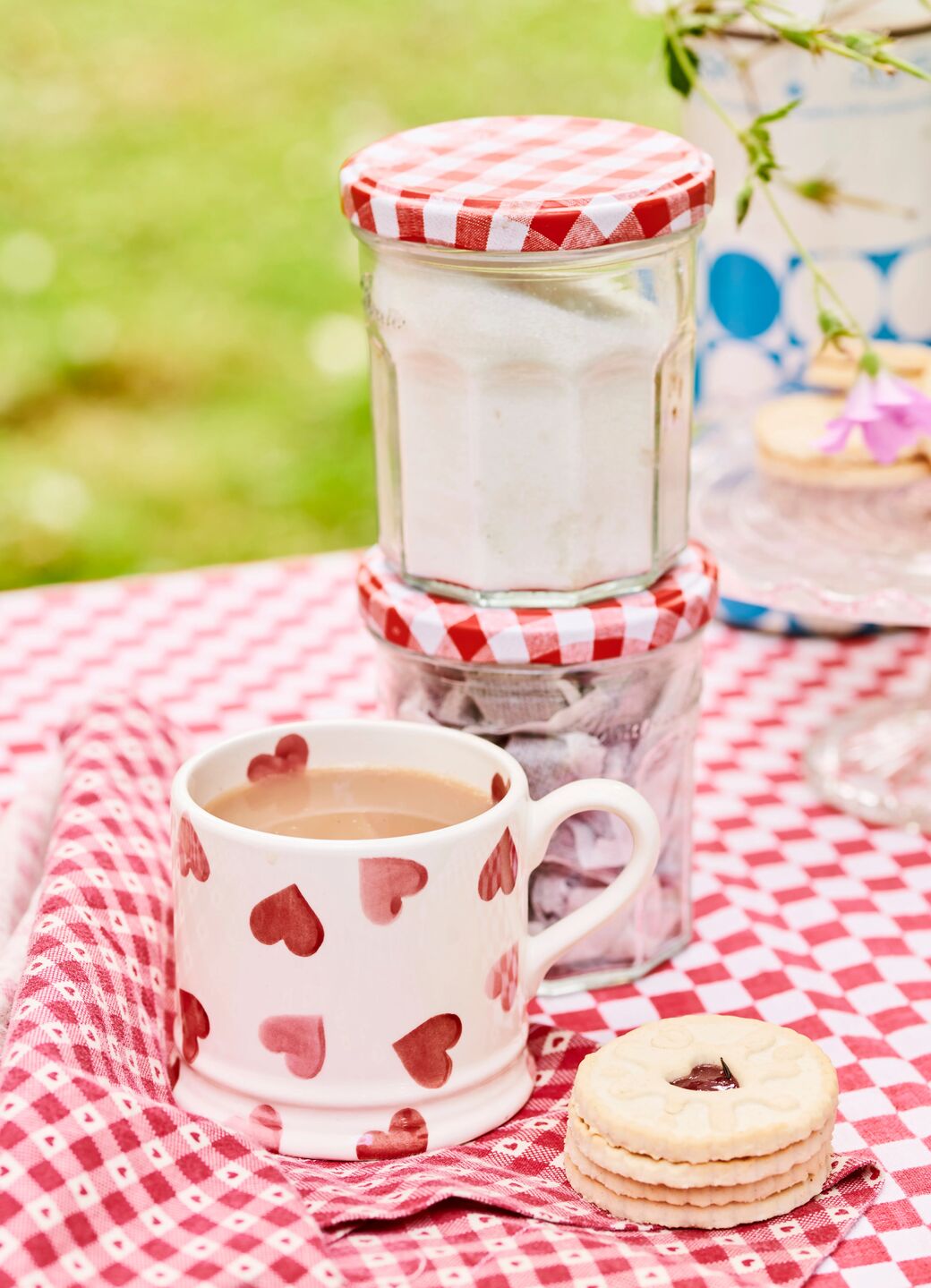 Pink Hearts Small Mug