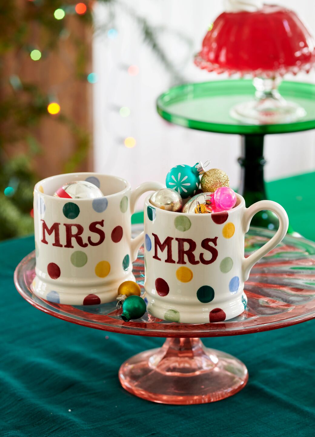 Polka Dot 'Mrs & Mrs' Set of 2 1/2 Pint Mugs Boxed